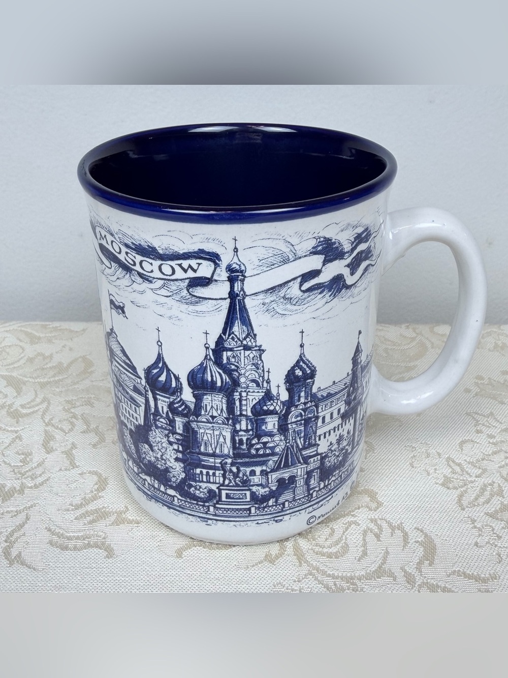 Moscow Ceramic Souvenir Mug, Mockba